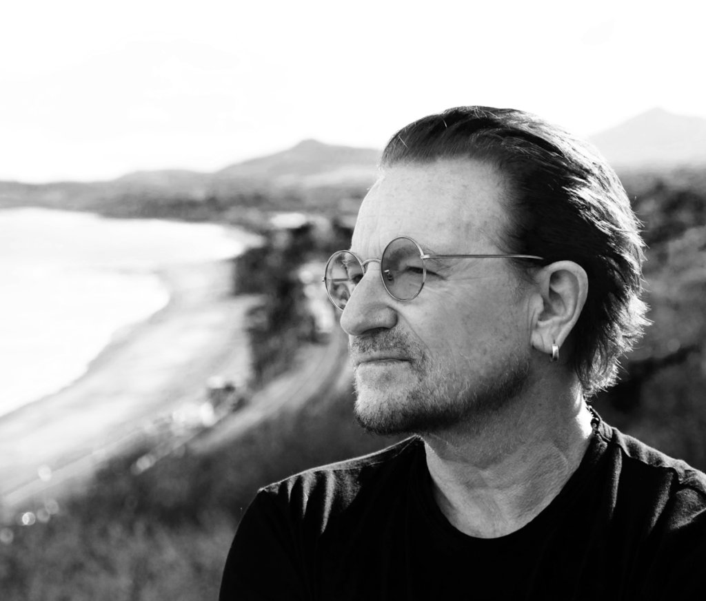 Bono_portrait_by_John_Hewson