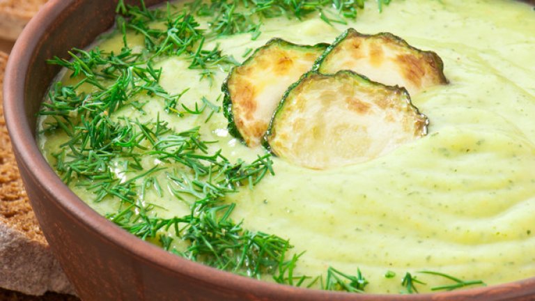 Крем супа от тиквички със сметана и копър