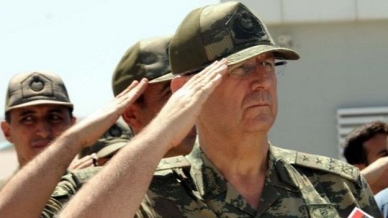 Ген. Адем Худути е задържан след неуспешния преврат