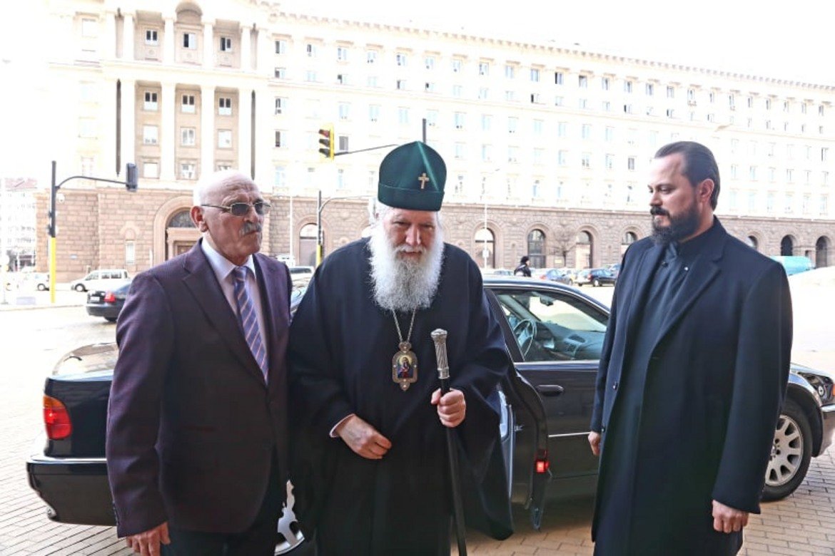 Патриарх Неофит влиза в Министерския съвет