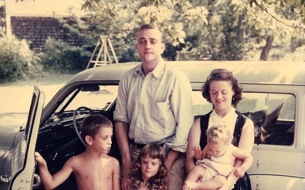Vonnegut_and_family_large