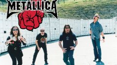 Metallica – St Anger (2003)

Група №1 на траш метъла издаде не един и два спорни албума, а колаборацията с Лу Рийд в Lulu беше особено трудна за преглъщане.
Но осмият албум на четворката St Anger си остава този, с който Metallica стреля най-далеч от целта. И днес албумът звучи като творение на велика група, която обаче просто се намира в тежък период и никак не си прекарва добре в студиото. 
Самокритичните текстове на Джеймс Хетфийлд звучат като излезли от човек, който се опитва публично да реши личните си проблеми. И това не би било толкова лошо, ако самите песни не стигаха тотално доникъде в музикално отношение.
Черешката върху доста безвкусната торта е станалият легендарен звук на соло барабана на Ларс Улрих, оприличаван на кофа за боклук. Звукът е умишлено търсен и с него барабанистът се е опитвал да постигне определено внушение, но това не прави слушането на St Anger по-малко болезнено.