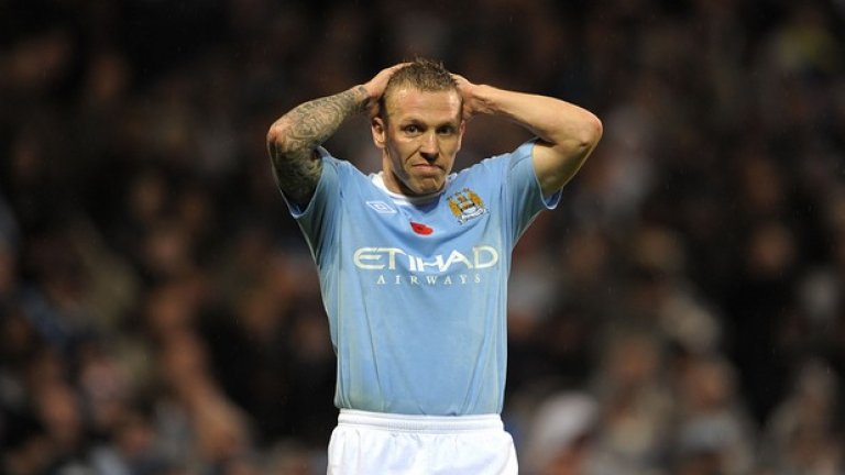 Нападател/Ляво крило: Крейг Белами
54 мача за Ливърпул, 13 гола
40 мача за Манчестър Сити, 13 гола