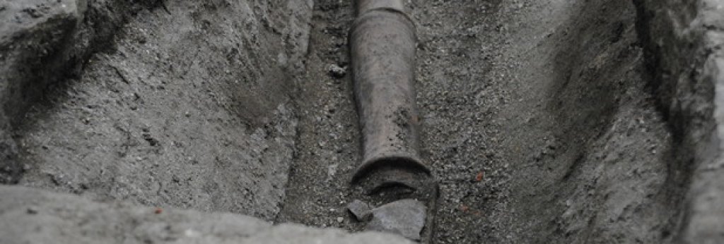 Както и този оригинален римски водопровод.