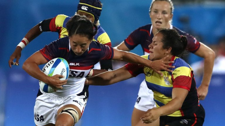 Нана Фаавеси от американския отбор по ръгби в срещата с Колумбия