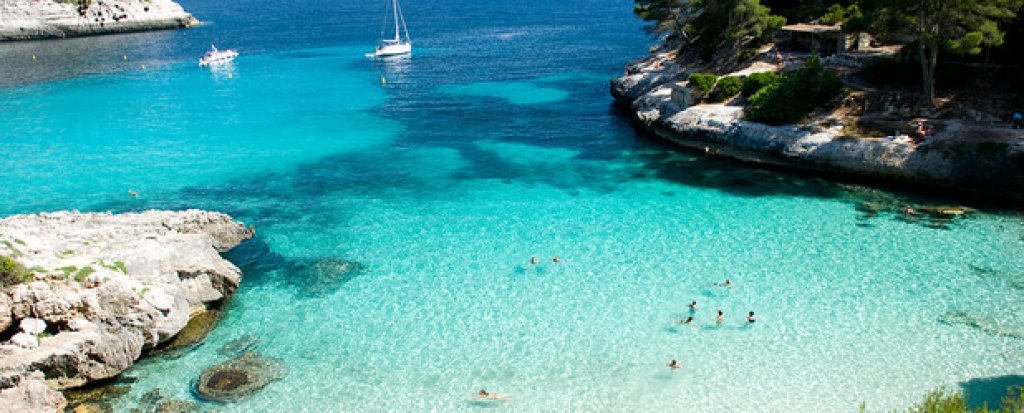 Остров Менорка, Балеарите