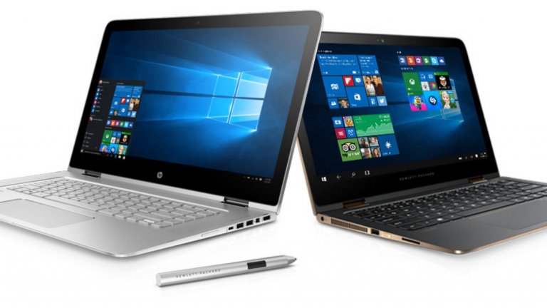 9. HP Spectre x360
HP са се справили чудесно с версия 2016 на Spectre x360, и донякъде това се дължи на Kaby Lake, който внася гама от нови екстри, които преди отсъстваха. Животът на батерията например вече надминава 8 часа, а многоядрените процесорни изчисления и графиката от нисък и среден клас също регистрират драстични подобрения. Не само батерията е подобрена, но и времето за зареждане на устройството: бързото зареждане през USB-C осигурява на Spectre x360 90% заряд само за 90 минути. Като казваме това, не очаквайте повече от един стандартен USB в x360, тъй като и в него ставаме свидетели на стабилно въвеждане на USB-C, този път със съотношение 2 USB-C към 1 традиционен USB порт, което технофилите ще харесат, въпреки неудобството за повечето обикновени хора.