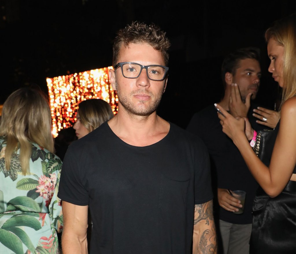 В личен план Филипи имаше редица проблеми. Ожени се за партньорката си от "Секс игри" Рийз Уидърспун през 1999 г., но 7 години по-късно се разведоха. Проблемна се оказа и връзката му със студентка по право, която след няколкогодишни отношения подаде оплакване срещу него за тормоз чрез смс-и. Друга негова бивша приятелка заведе дело срещу него с обвинението, че той предполагаемо я е удрял, ритал и блъскал по стълби... В общи линии, няма славата на "мъж мечта".