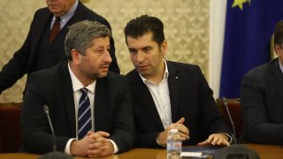 Какви са хоризонтите пред една коалиция между ПП, ДБ и граждански организации сега