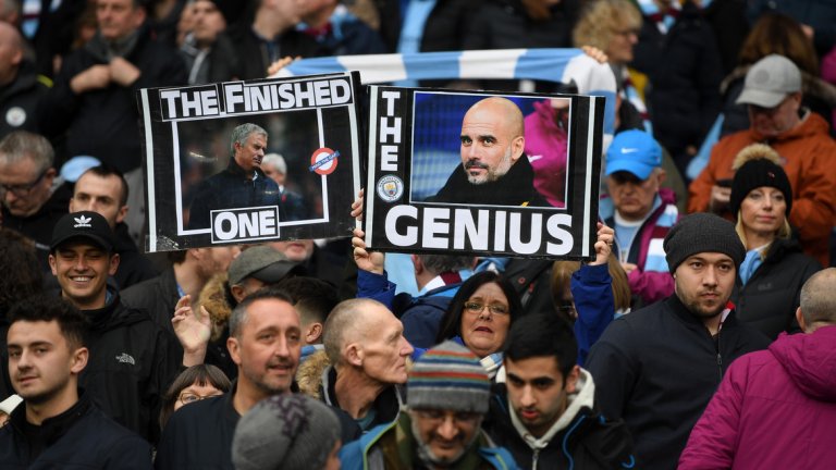 3. Юнайтед си спечели увереност за следващия сезон
Успехът на "червените дяволи" не променя почти нищо във Висшата лига. Но хубавото за Юнайтед е, че мястото на отбора в топ 4 вече изглежда почти сигурно и преди началото на новия сезон тимът може да добие повече увереност. Защото в цялата кампания до момента изглеждаше, че разликата между Сити и Юнайтед е твърде голяма не само откъм точки, но и като потенциал и игрови облик. В Юнайтед обаче сами осъзнават, че могат повече от това, което показваха до момента, а вече видяха и че градският им съперник не е непобедим. Юнайтед не срещна най-силната версия на Сити (Де Бройне, Жезус и Агуеро влязоха чак след 70-ата минута), но въпреки това успехът няма как да не подейства обнадеждаващо.