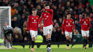 Юнайтед не успя да победи последния във Висшата лига