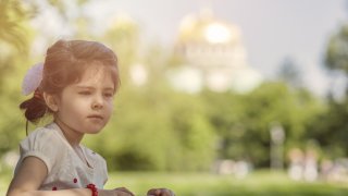 момиченце българия