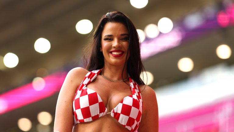 "Когато чух за изискванията за дрескод, си помислих: О, Боже, та аз дори нямам толкова покриващи дрехи!"