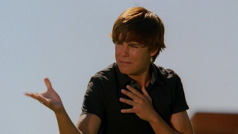 High School Musical 2 ("Училищен мюзикъл 2")
Снимките на филма са отнели 30 дни, като цели пет са били посветени само на танца към Bet on It.
