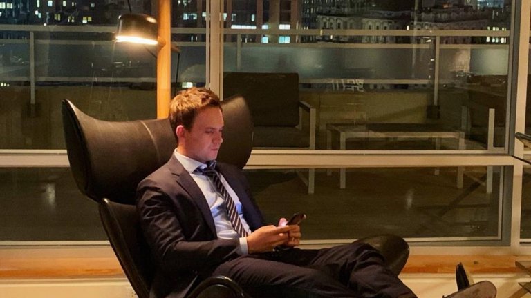 Suits/ "Костюмари", 17 юли
Мегън Маркъл се ожени за принц Хари и вече не е Рейчъл в сериала, а историята за арогантните американски адвокати, приближава своя финал. Краят й започва с първи епизод от девети сезон на 17 юли.