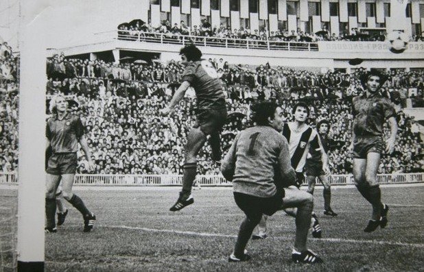 30 септември 1981 г. Ботев бие Барселона в Пловдив с 1:0 и тотално надиграва каталунския гранд.