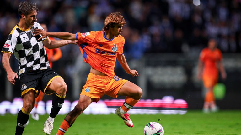 Изхвърлиха известен португалски тим при аматьорите