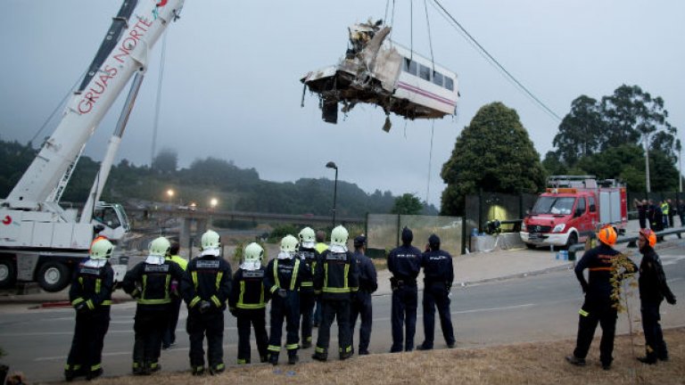 В катастрофата загинаха 79 души