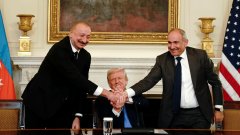 Доналд Тръмп посредничи за прекратяване на конфликта в Нагорни Карабах