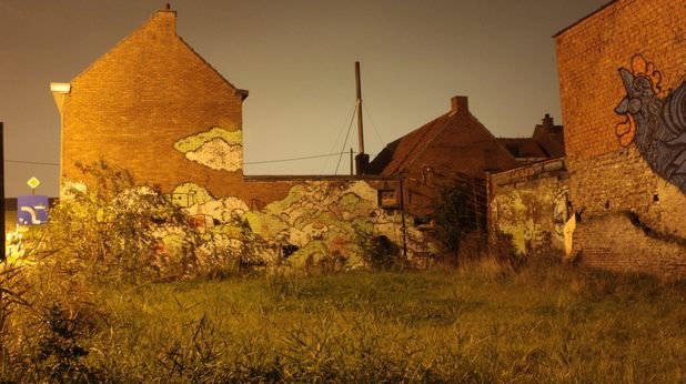 Призрачният град Доел - рай за графитите