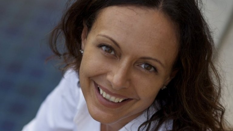 Лучия Джованини пристига отново у нас на 29 юни, за да представи българското издание на "Толкова различен живот" и да изнесе безплатен семинар