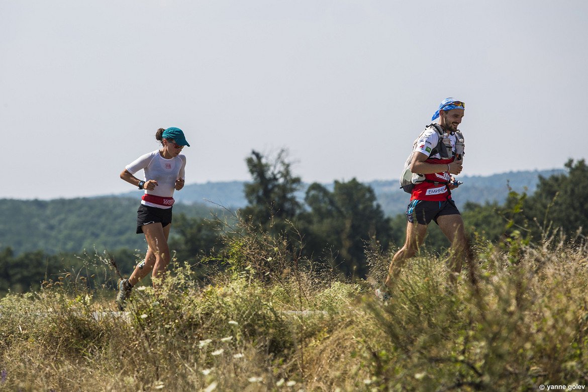 Антония Григорова има богат опит в дългите бягания. Тя е печелила ултрамаратоните Витоша 100, Трявна Ултра (141 км), Персенк Ултра (157 км) и Пирин Ултра (150 км). Неин треньор е Наталия Величкова