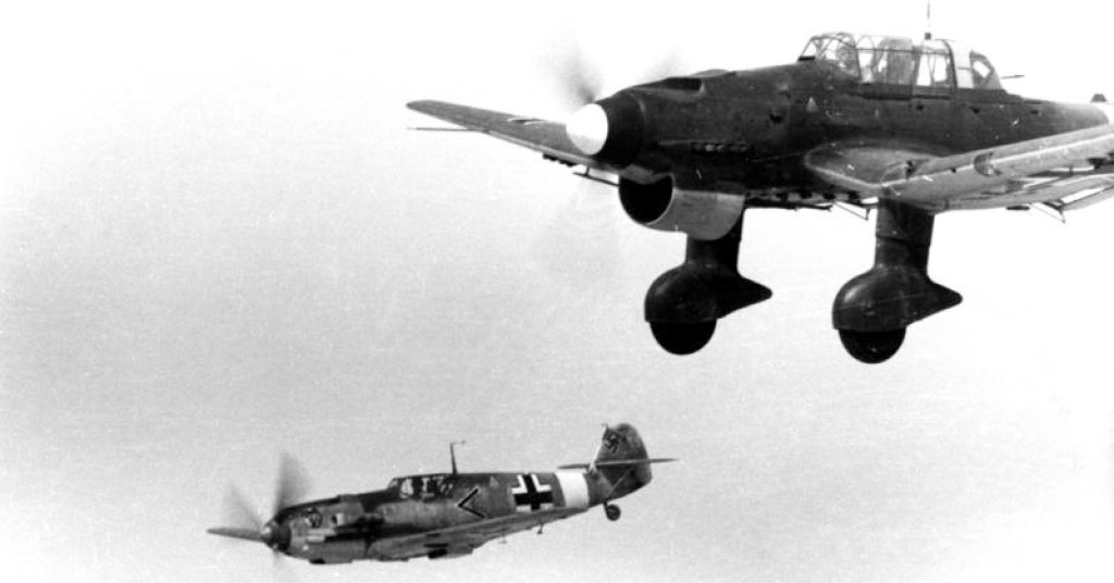 Bundesarchiv_Bild_101I-429-0646-31,_Messerschmitt_Me_109_und_Junkers_Ju_87