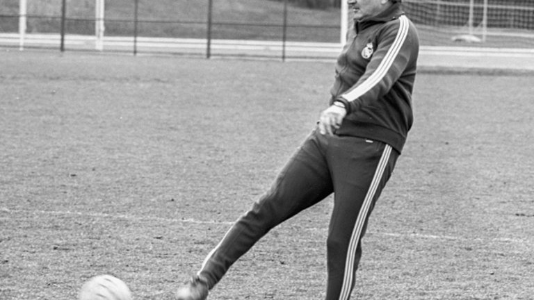 Най-успешният треньор: Мигел Муньос (9 титли)
Тойе е мерилото за Зидан - легендата има 9 титли с Реал и е най- дълго начело на клуба (от 1960 до 1974 г.), а освен това може да се похвали с 5 европейски купи (3 като състезател и две като треньор).