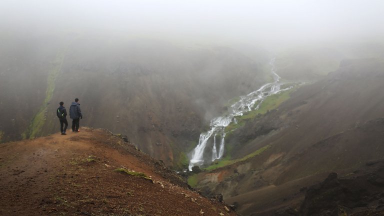 Реките в Исландия са сред най-добрите места в света за риболов на сьомга.