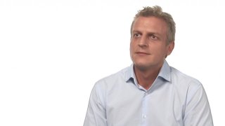 Москов: 2015 г. ще бъде финансово стабилна за здравната система