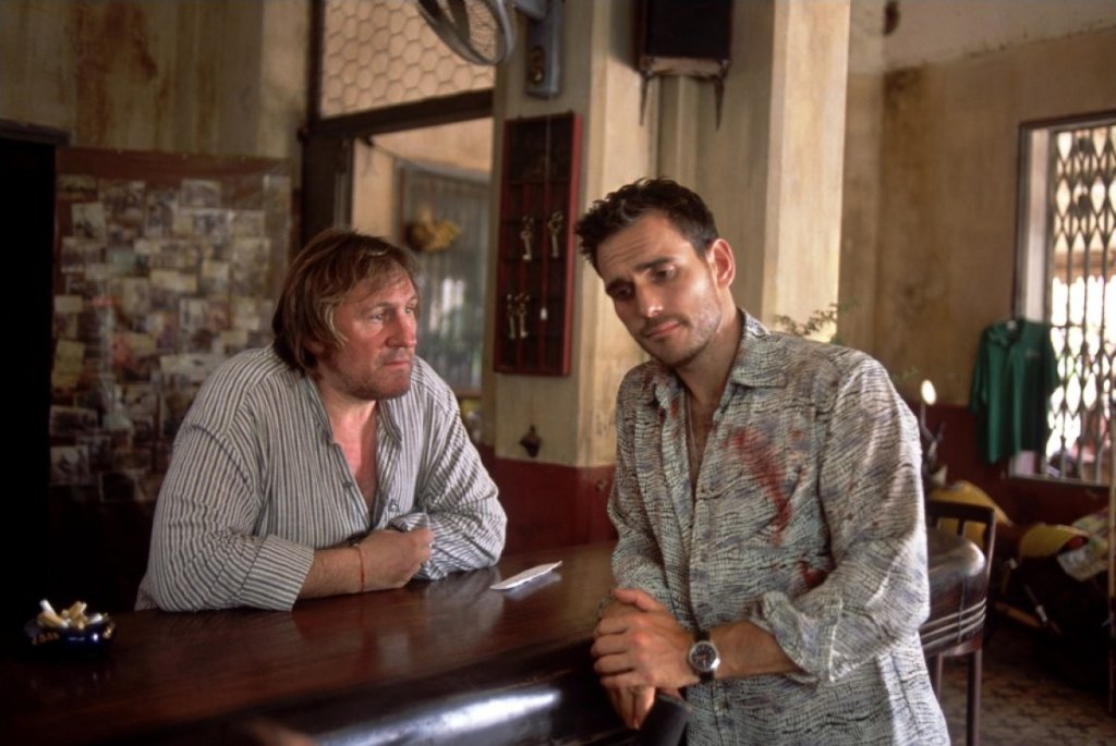 През 2002-ра излиза единственият му режисьорски филм до момент Ghost Town.  