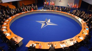 nato-meeting-692x360