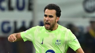 ПСЖ иска една от звездите на Барса още през зимата