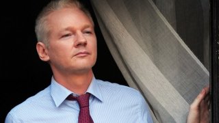 assange_2466300b