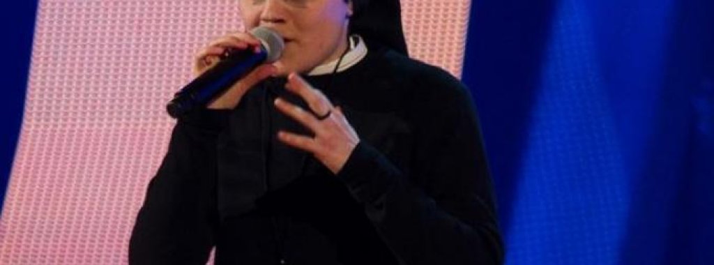 2742949-suor_cristina_scuccia_di_milano_low