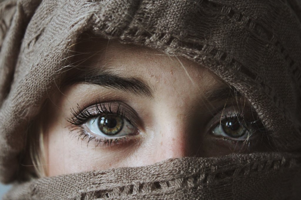 pexels-noelle-otto-906052