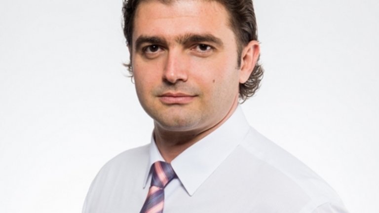 Според обвинението той може да попречи на разследването по делото срещу него