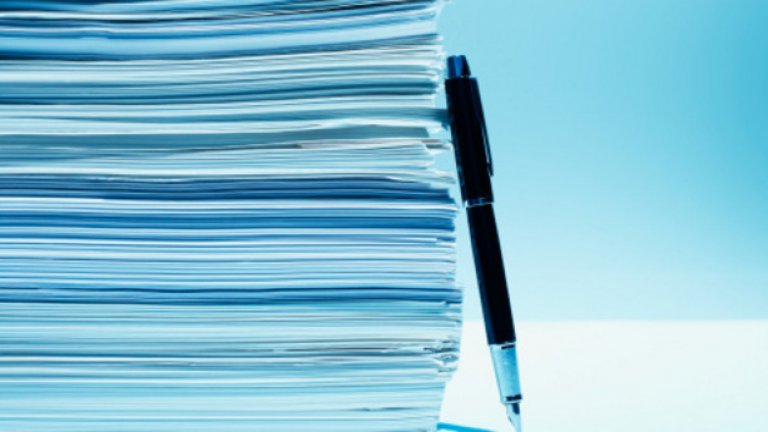 Поетапно се възстановява работата на регистъра като днес ще могат да се правят само електронни справки
