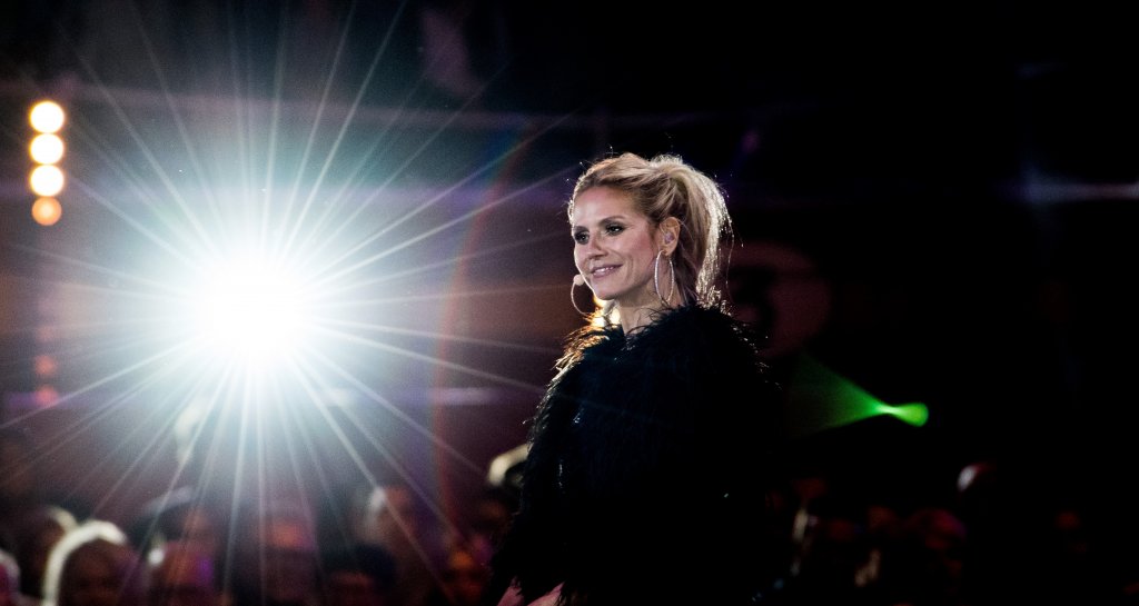 Герой на видеоигра
През 2003 г. фигурата на Хайди се пресели и във виртуалното пространство. Тя даде образа си за видеоиграта “Джеймс Бонд 007: Всичко или нищо, като влезе в ролята на злодея д-р Катя Наданова.