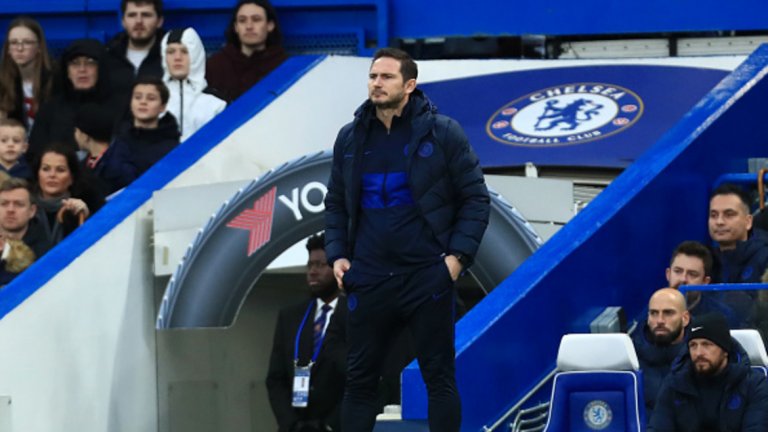 4. Франк Лампард все още търси ритъма си в Челси
Загуба, победа; загуба, победа; загуба, победа; загуба победа; загуба. Това са показателите на Челси в последните девет мача. Олюляването на „сините“ продължи и през този уикенд с неочакваната загуба с 0:2 от Саутхемптън у дома. Тимът на Лампард изглеждаше беззъб и му липсваше острота, което пък е типично за Челси в някои мачове. Както при Юнайтед, така и при Челси, липсва ритъмът. Ако той бъде намерен, запазване на мястото в Топ 4 ще бъде една своеобразна победа. А колкото до резултатите – в следващия кръг Челси гостува на Арсенал, а ако съдим по поредицата на „сините“ досега, то трябва да очакваме победа.