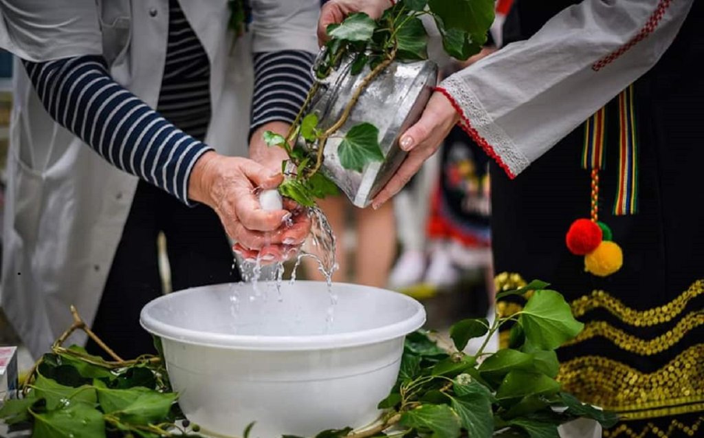 На Бабинден - "женско царство"