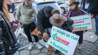 Очаква се 80 пътни артерии да бъдат блокирани от тежка техника