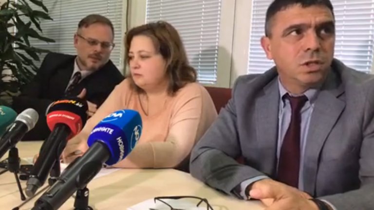 ОД на МВР-Пловдив и пловдивската прокуратура дадоха брифинг за вчерашните инциденти на "Лаута".