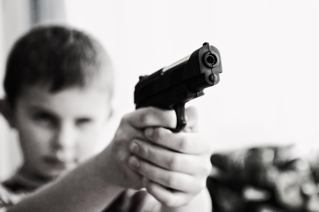 blur-child-gun-52984