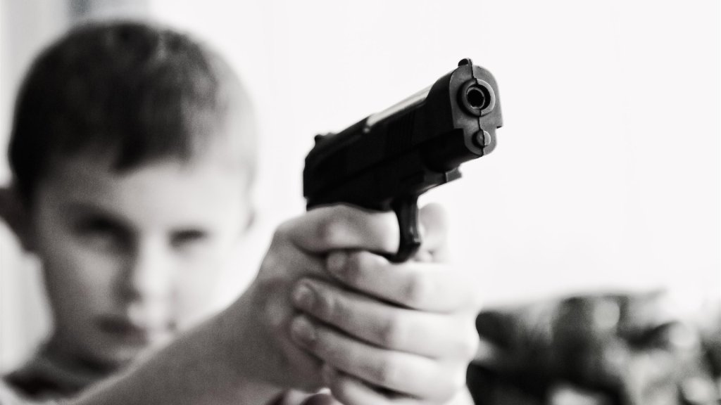 blur-child-gun-52984