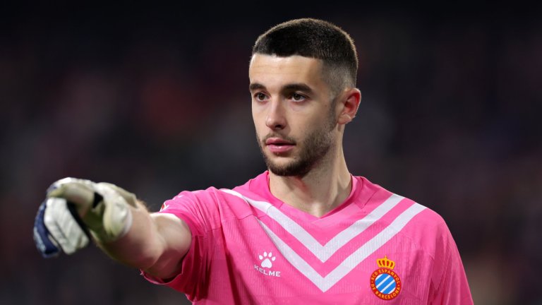 Герой, предател и един от най-добрите в Ла Лига: Новият вратар на Барса, който направи Тер Стеген излишен
