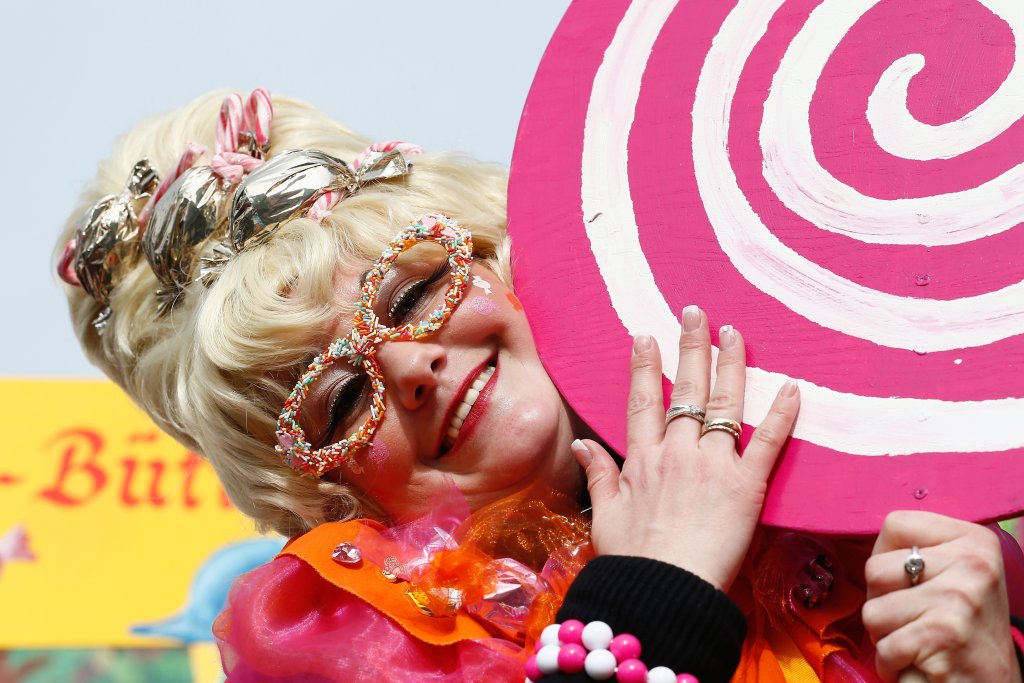 Carnival Season: Bonn Celebrates Fat Thursday