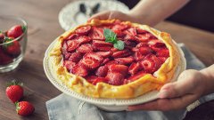 Постно, сладко и разточително