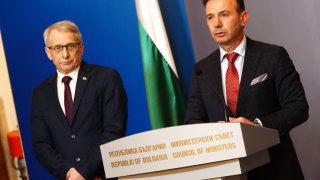 Той посочи, че я е подал под психологически и морален натиск