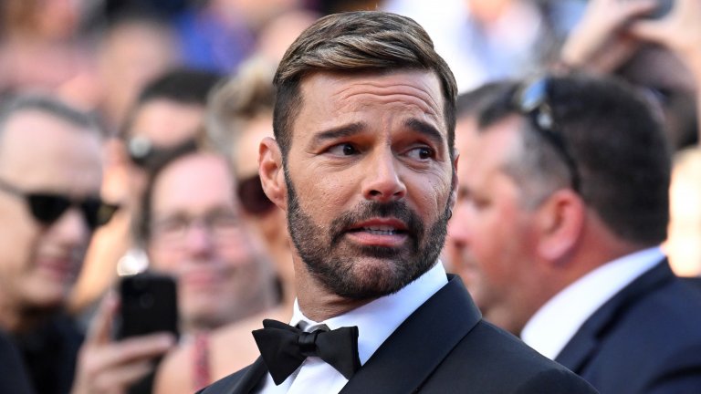 Санчес споделя и че публичния имидж на Рики Мартин драстично се разминава с истинското му поведение